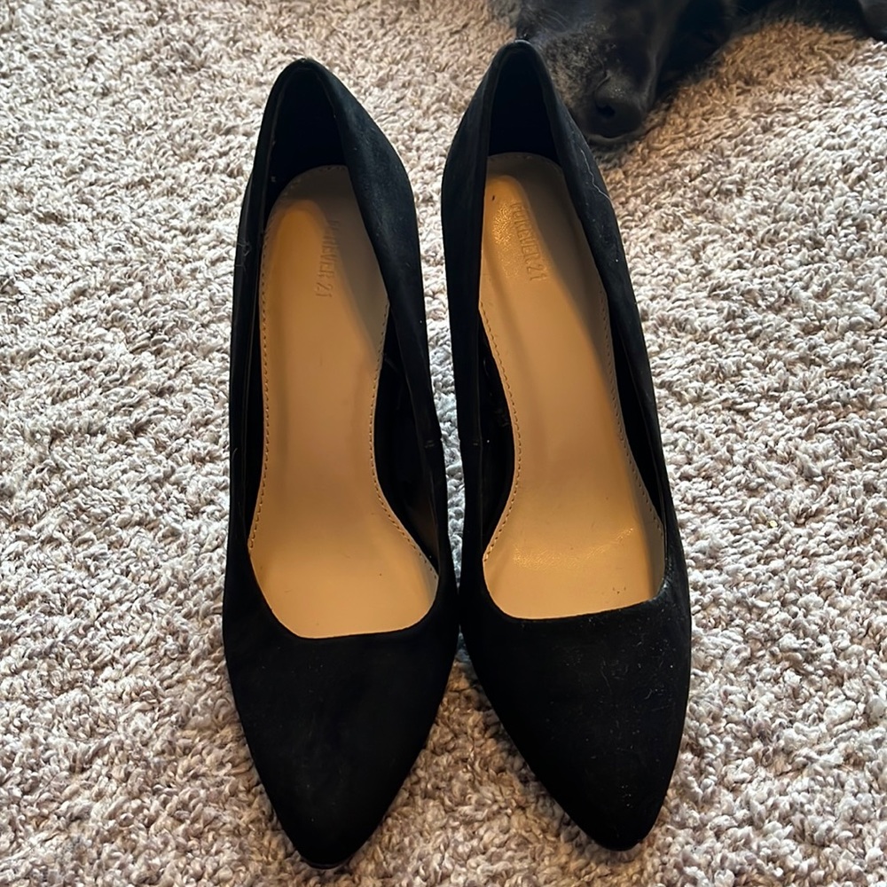 Like New Black Suede Heels